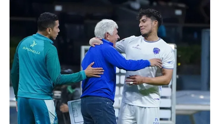 El "Tuca" en el duelo contra el FC Juárez