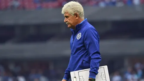 Ricardo Ferretti durante un momento del duelo