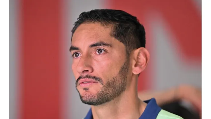 Jesús Corona en un partido con Cruz Azul
