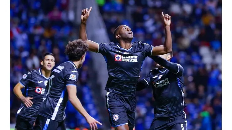 Tras momentos de incertidumbre, la claridad parece hacer acto de presencia en Cruz Azul.