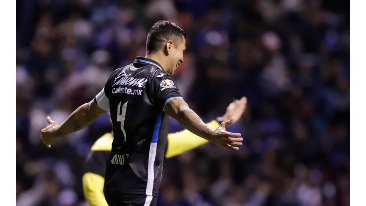 El "Cata" Domínguez celebrando un gol