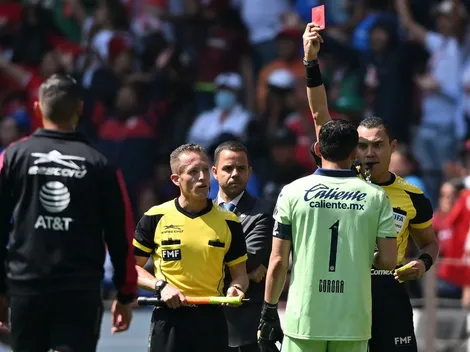 Chuy Corona fue expulsado al final del partido