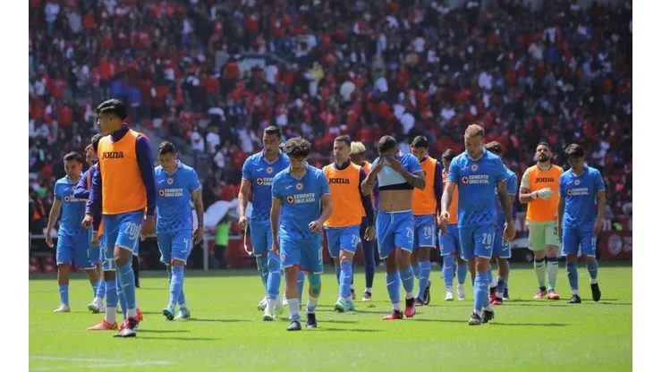 Cruz Azul continúa en crisis