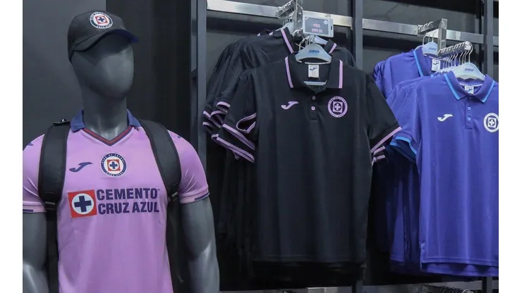 Cruz Azul ya anunció descuentos en sus prendas de Joma.