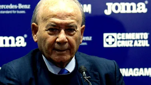 Billy Álvarez le rescindió el contrato a todos los jugadores de Cruz Azul en el 2003.