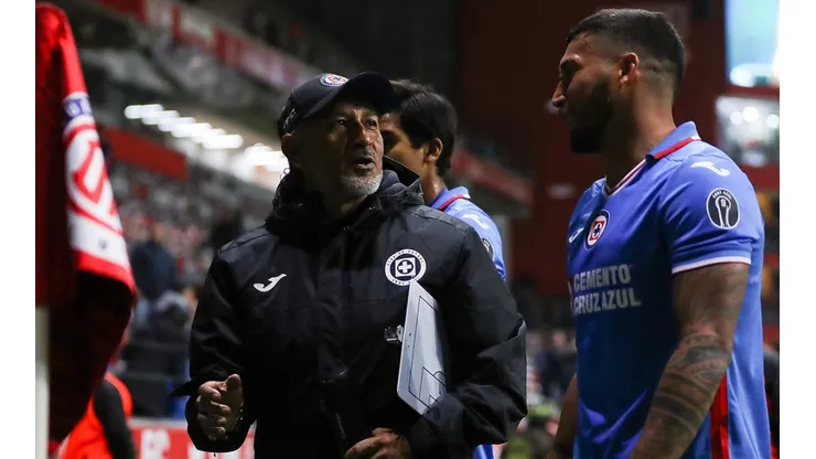 Los jugadores respaldarían al Potro Gutiérrez como director técnico de Cruz Azul.