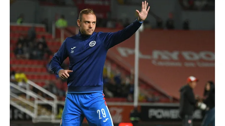 Carlos Rodolfo Rotondi ha disputado 20 partidos con Cruz Azul en la Liga MX y contabiliza dos goles.