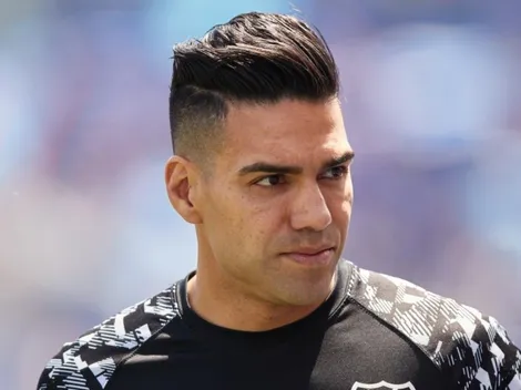 La afición "hace su trabajo" en un último intento de fichar a Falcao