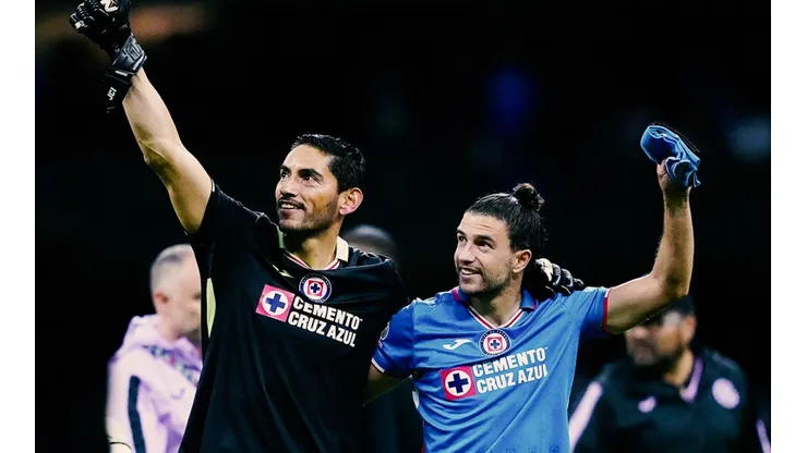 Jesús Corona y Nacho Rivero, dos de los grandes referentes de Cruz Azul.