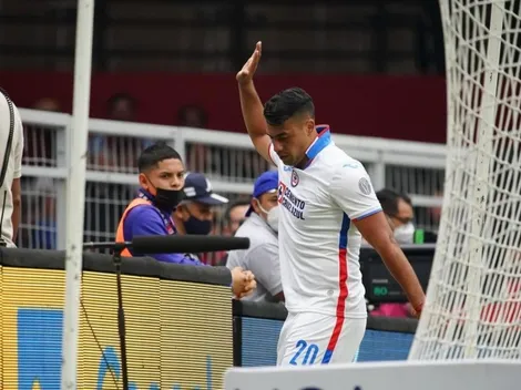 El entorno de Morales asegura que el delantero se queda