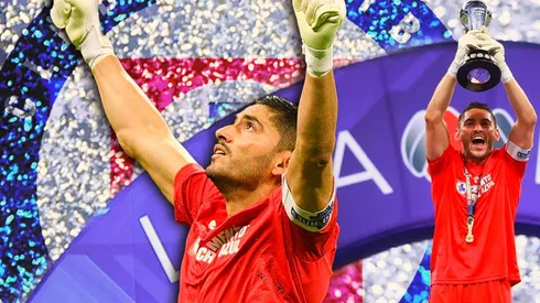 Jesús Corona festeja su cumpleaños 42.