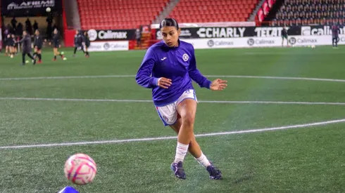 Daniela Flores abrió el marcador a los 51 segundos del partido.