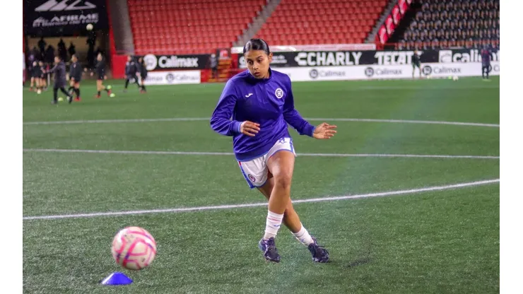 Daniela Flores abrió el marcador a los 51 segundos del partido.