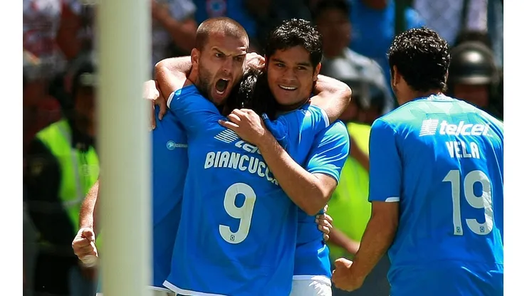 Ante la adversidad, momentos divertidos aparecen alrededor de Cruz Azul