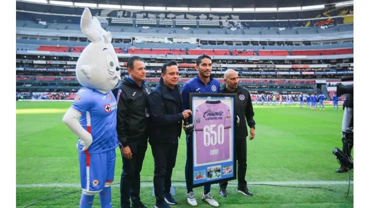 El portero antes del inicio del duelo ante los Rayados