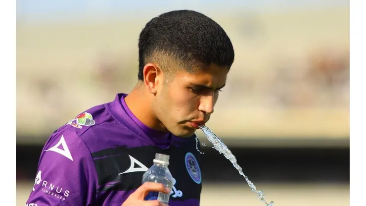 Carlos Vargas llegará para pelear un lugar por la banda izquierda