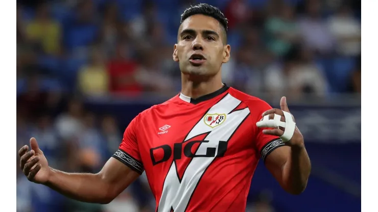 El supuesto fichaje de Radamel Falcao podría quedar solo en otro rumor para Cruz Azul.