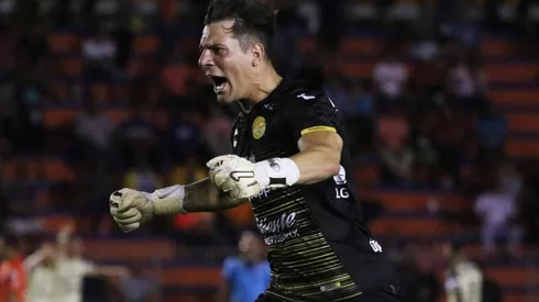Gaspar Servio en un partido con Dorados de Sinaloa