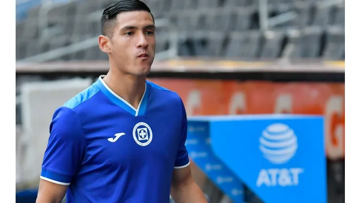 "El futbolista está de acuerdo con emigrar al futbol griego", se advierte.