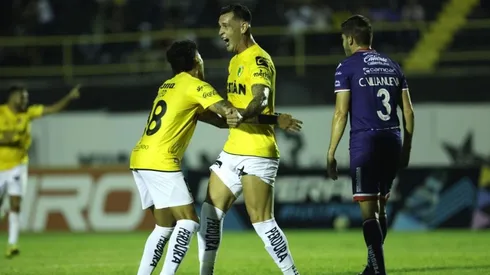 Caraglio anotó al minuto 12' de la primera parte