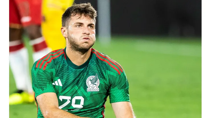 Santiago Giménez quedó fuera de la convocatoria final de la Selección Mexicana.