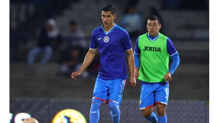 Antuna en el partido ante Pumas