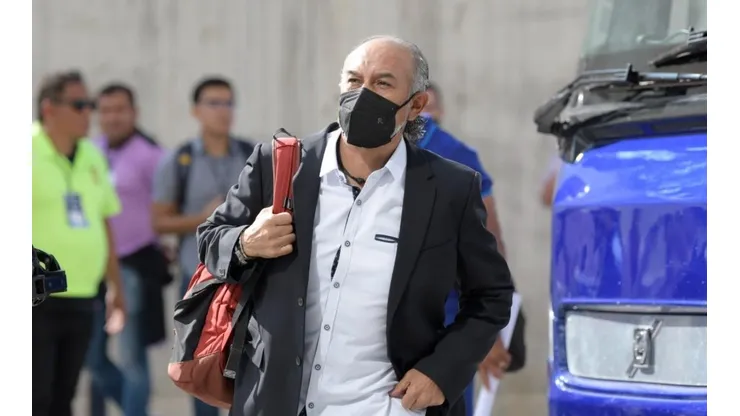 Raúl Gutiérrez en un partido con Cruz Azul