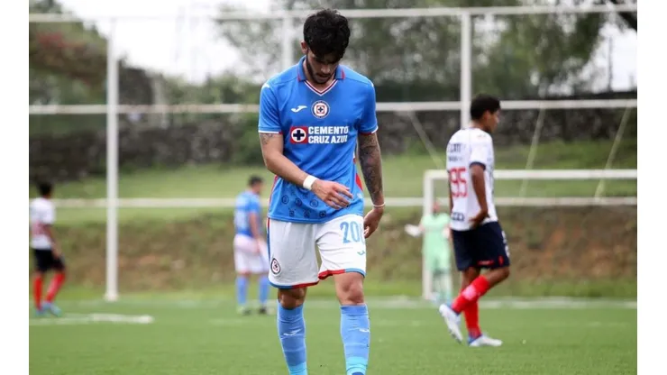 El joven futbolista ingresó en la segunda mitad del duelo ante el Necaxa