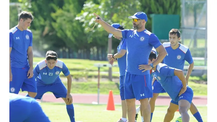El técnico ibérico volverá a los banquillos