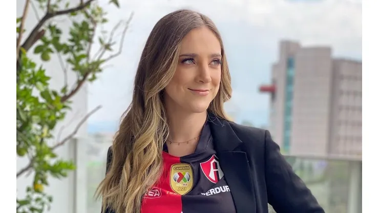 Ashley González fue la reportera que tundió con todo a Uriel Antuna