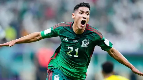 Uriel Antuna durante el partido entre México y Arabia Saudita