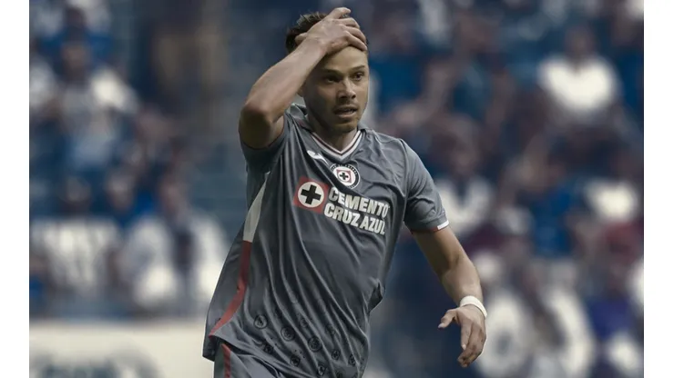 Ángel Romero se despidió de Cruz Azul de cara al Clausura 2023.