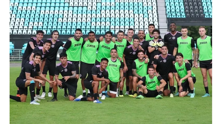 Cruz Azul trabaja en su último día de pretemporada desde Cancún.