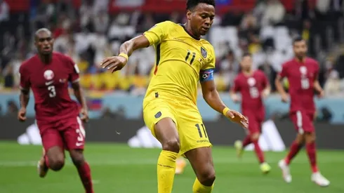 El delantero ecuatoriano en el partido ante Qatar