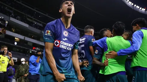 Cruz Azul lanzó una playera especial para el Mundial de Qatar 2022.