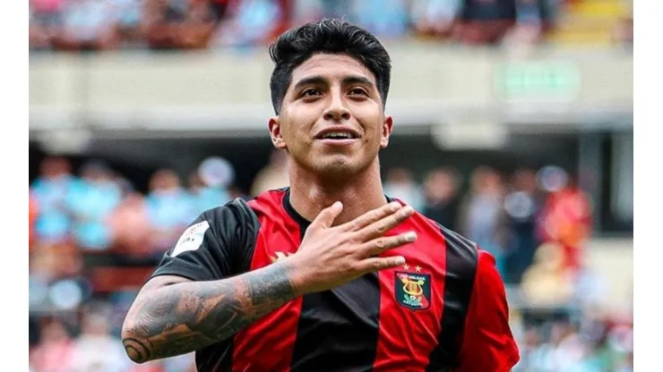 La directiva celeste se han decantado por un atacante peruano. ¿Será?
