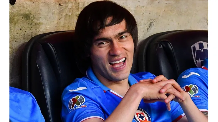 Shaggy Martínez confirmó su renovación con Cruz Azul para el Clausura 2023.