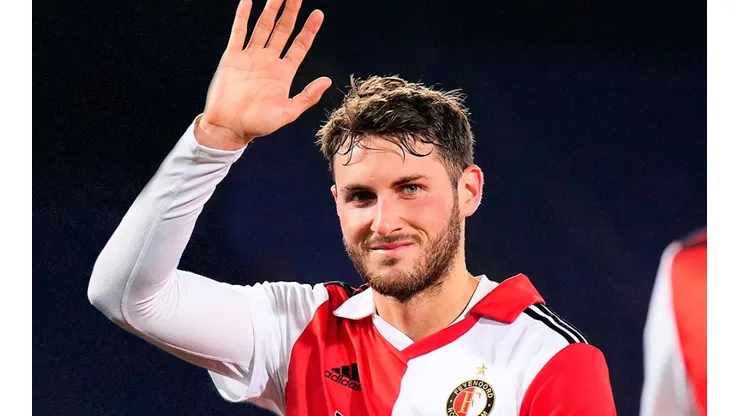 Santi Giménez jugará por última vez en el año con el Feyenoord.