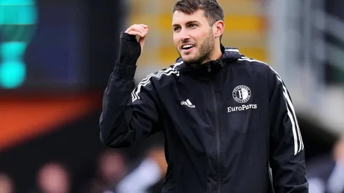 Santi Giménez espera tener minutos con el Feyenoord en la Eredivisie.