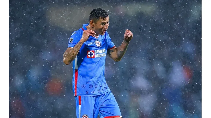 Julio César Domínguez podría salir de Cruz Azul en este mercado de invierno