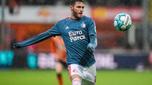 Santiago Giménez aún podría disputar dos duelos en la liga de Holanda