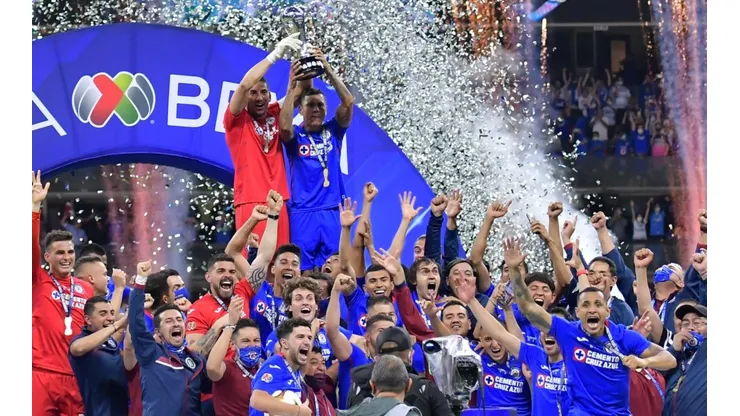 Uno de los Campeones de la novena regresará a Cruz Azul para el Clausura 2023.