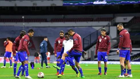 Tras dos años de estar afuera de Cruz Azul, el mediocampista podría regresar al club celeste