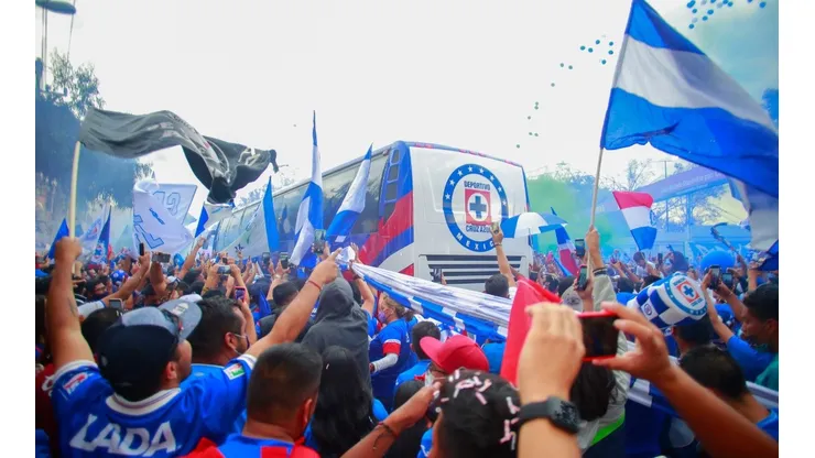 Entorno a la planeación rumbo al Clausura 2023, la directiva de Cruz Azul