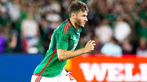 Santi Giménez entró a la prelista de la Selección mexicana para Qatar 2022.