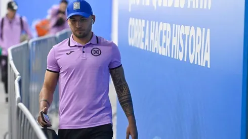 Escobar saldrá desde el inicio