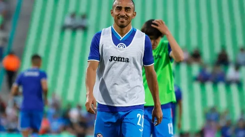 Baca se suma como opción para suplir la baja de Funes Mori