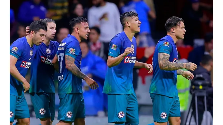 Varios jugadores dejarían a Cruz Azul en diciembre.