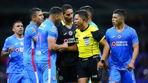 Polémico cierre tuvo el silbante central Fernando Guerrero