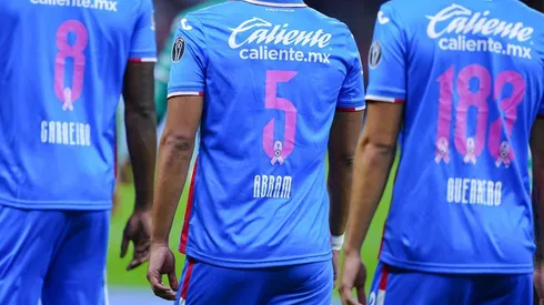 Los jugadores de Cruz Azul lucieron un nuevo diseño en sus playeras